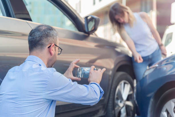 Professional Commercial Auto Insurance technician working in White Oak, MD